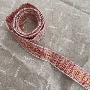 💖CHANEL Pink gift wrap